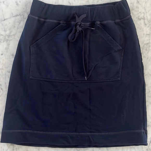Navy blue cotton skirt - Picture 1 of 3